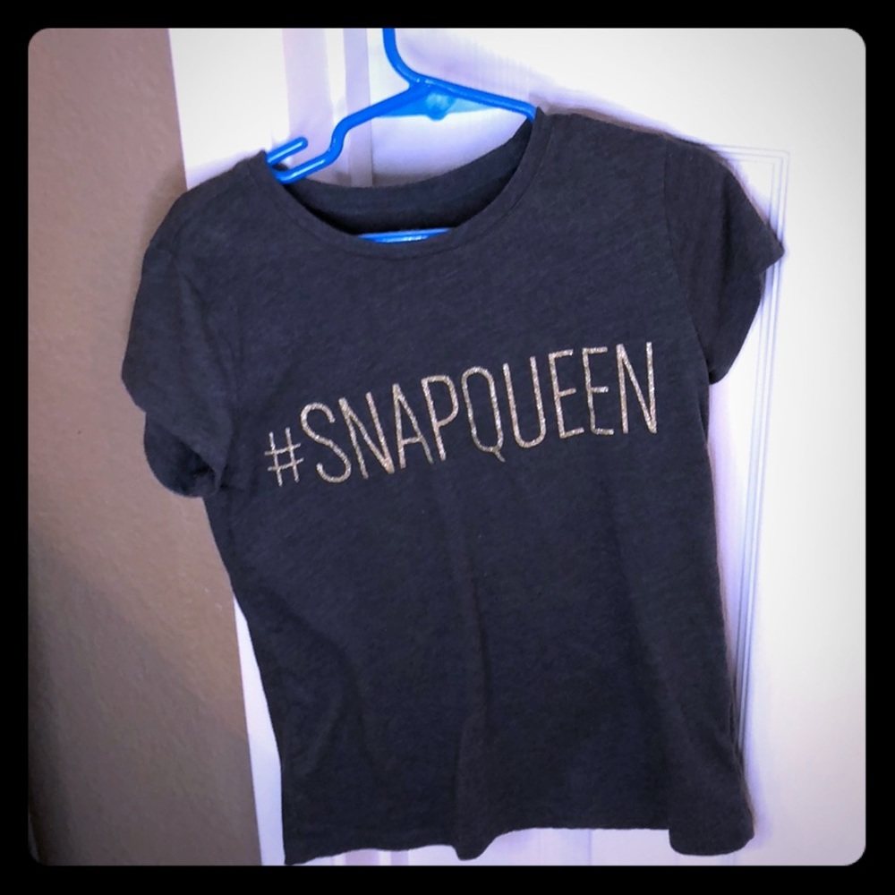 A Snapchat queen shirt